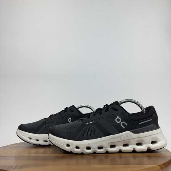Womens On Cloudrunner 2 Black Athletic Running Sneakers Shoes Size 9.5 M GUC - Picture 2 of 8